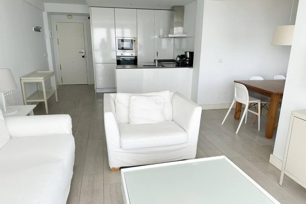 Apartament Piso A 50 M Del Mar - Mejores Vistas De