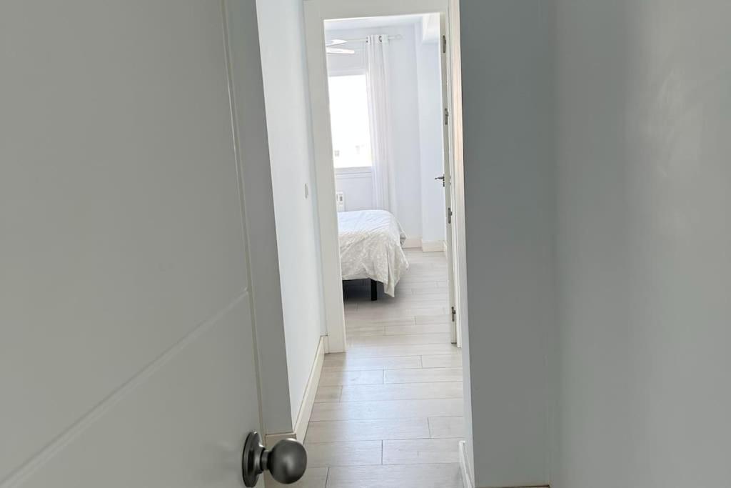 Apartament Piso A 50 M Del Mar - Mejores Vistas De